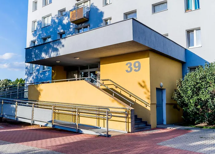 Piatkowo Comfy By Bookinghost アパート ポズナン